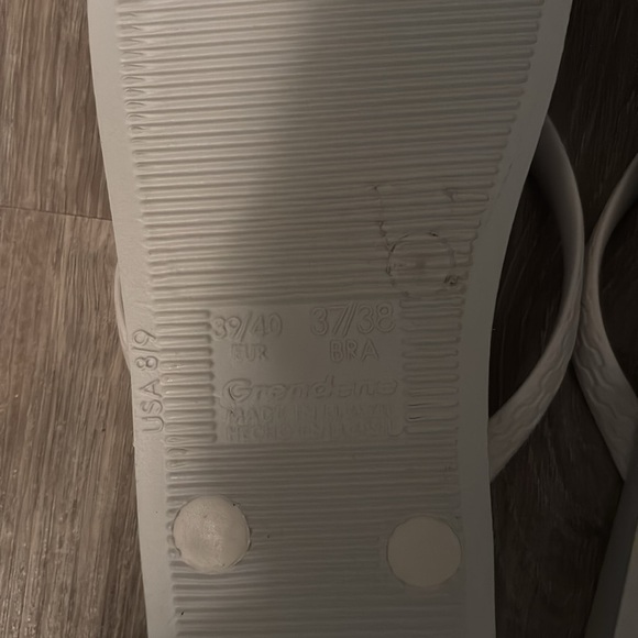 South Florida Flip Flops - Picture 3 of 3